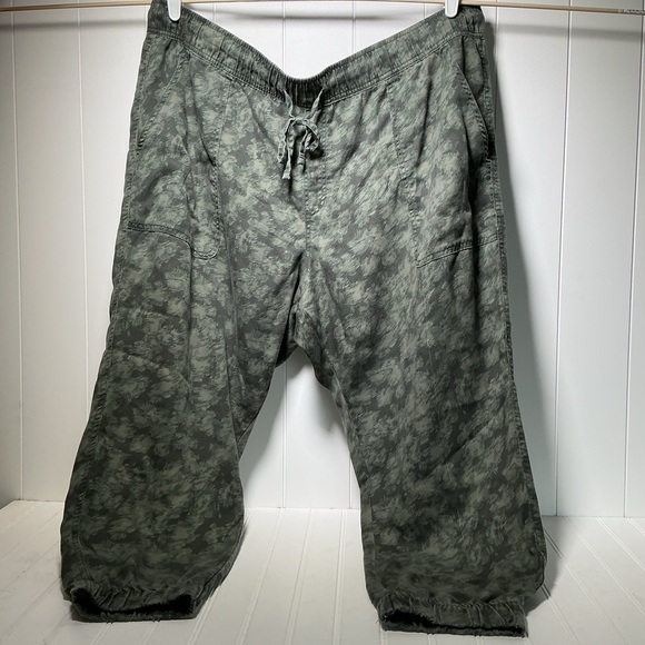 Orvis Camo Green Jogger Pants Women's 2X Casual Outdoor Camping Fishing Hiking - Picture 3 of 11